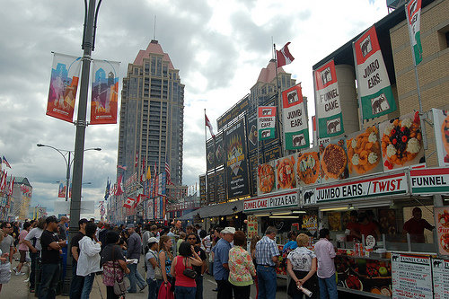 Mississauga Rotary Ribfest gathers thousands of residents who enjoy outdoor food galore https://localwiki.org/mississauga/Rotary_Ribfest
