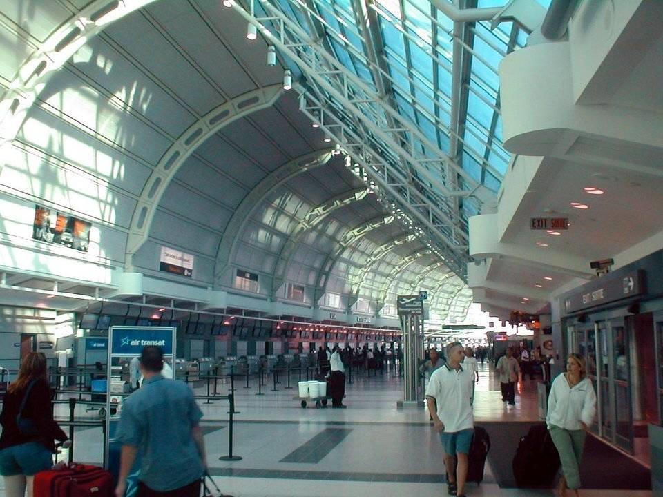 Toronto Pearson International Airport is Canada’s busiest airport CC BY 2.0, https://commons.wikimedia.org/w/index.php?curid=1162293