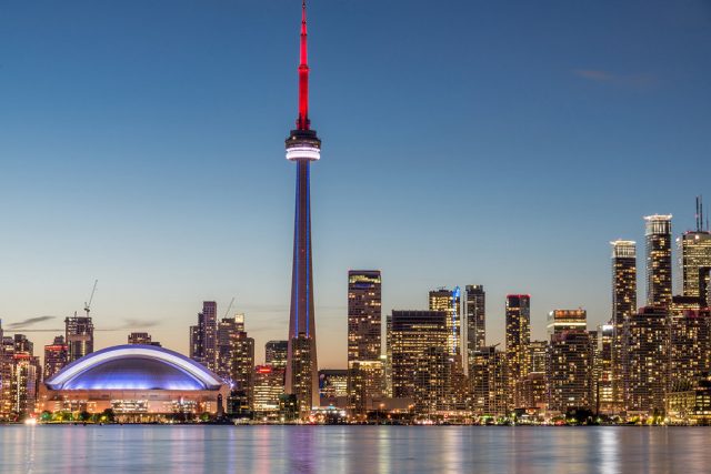 Top 12 Choice Cities for Moving in Canada for Immigrants | 5 Movers Quotes